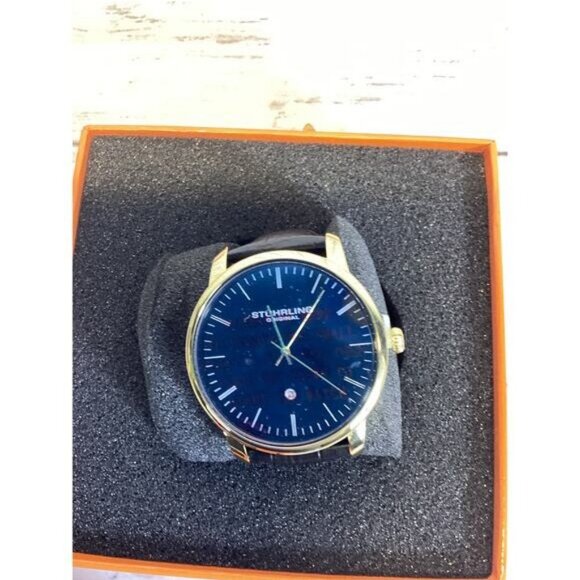 Oos 90s Elenagilbert grunge brother rugged Mens Stuhrling Rasa Classic Watch